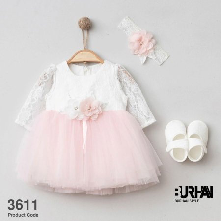 فستان بيبي مع اكسسواراته