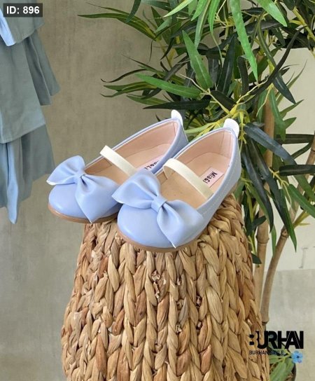 حذاء بناتي مع ببيونة