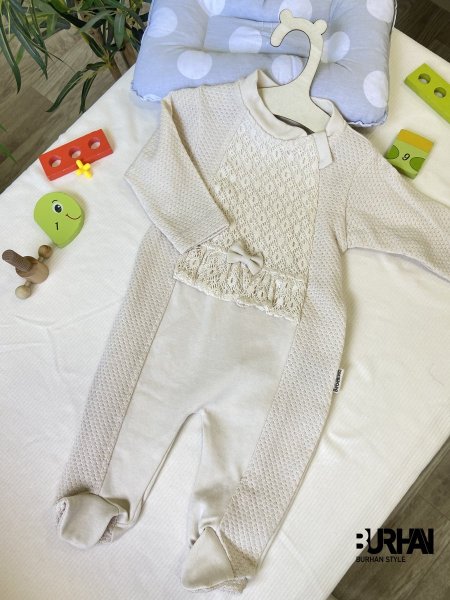 أڤرهول بيبي