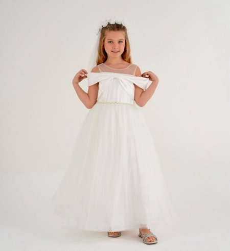 بدلة بناتي طويل مع طرحة