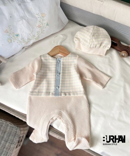 أفرهول بيبي مع طاقية