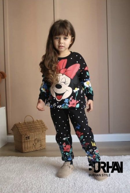 تريننج / بجامة قصة زارا