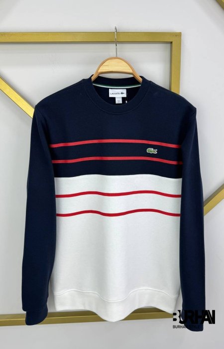 كحلي مخططة أحمر