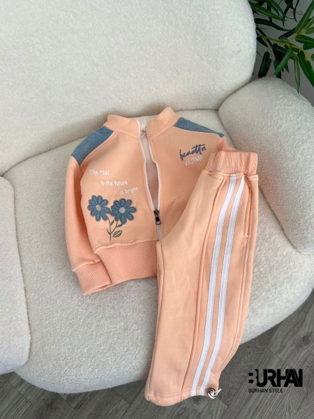 تريننج فوتر بناتي