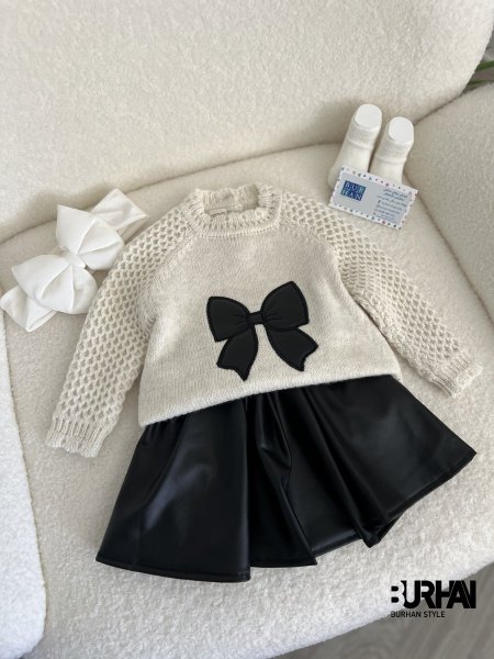 طقم تنورة قطعتين