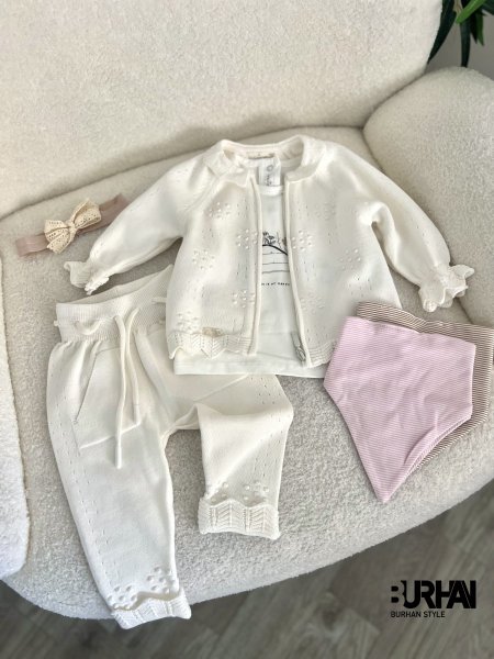 طقم صوف ناعم 3 قطع